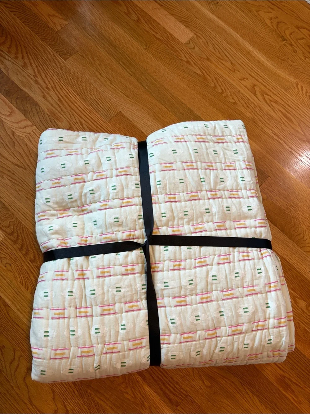 Anthropologie Nera Yarn Dye Jacquard Striped Quilt Size King NWT